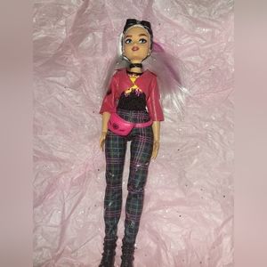 Wild heartz crew raliee radmore